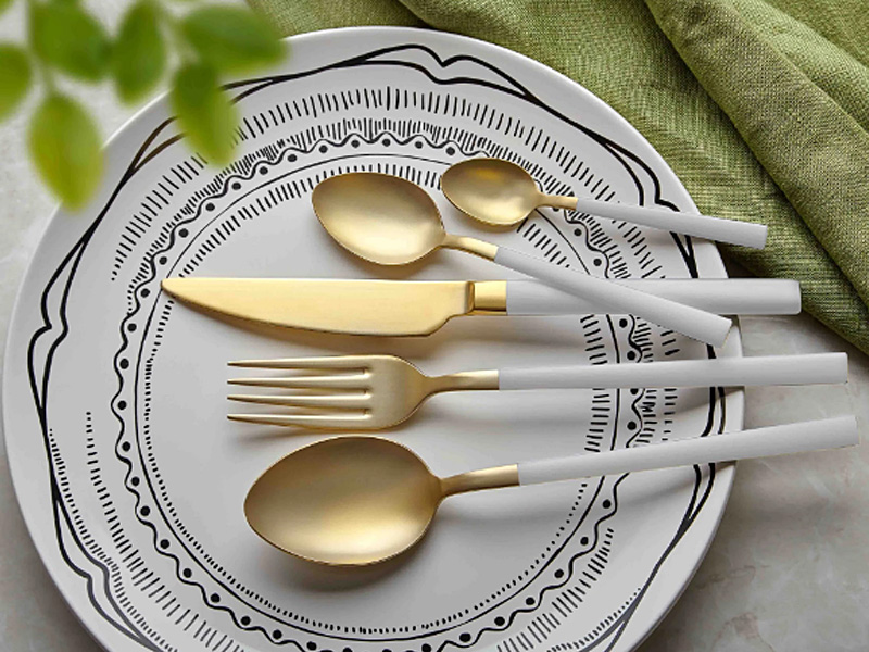 The Mia Matte Gold & White Cutlery, Set of 24