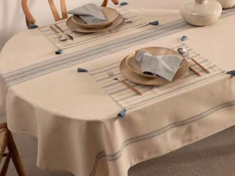 Mustang Tablecloth - 200 cm x 150 cm